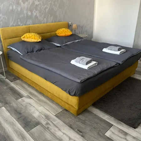 Apartment Luxusni V Blizkosti Centra Mesta,wifi, Netxlix *